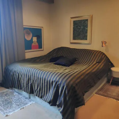 Next Door To The President, 70's Vintage Luxury Apartment *